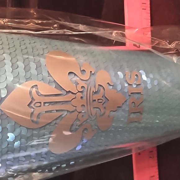 Krewe of ISIS iridescent blue faux snakeskin finish screw top travel cup NIB. - Picture 2 of 5